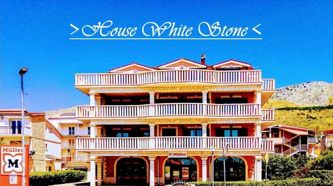 House White Stone Split Apartment Podstrana Bagian luar foto