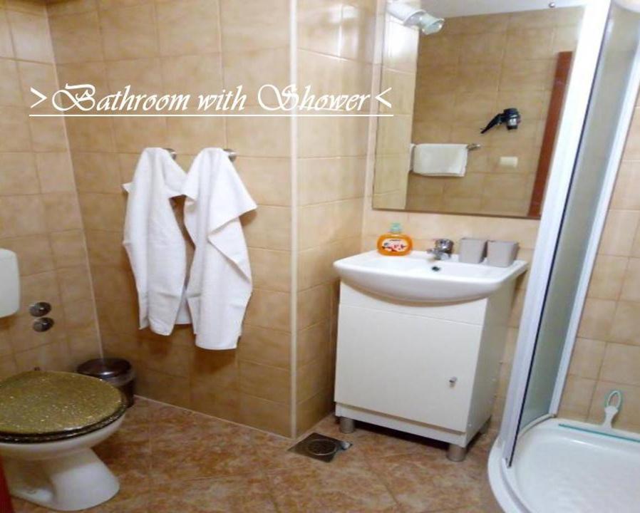 House White Stone Split Apartment Podstrana Ruang foto