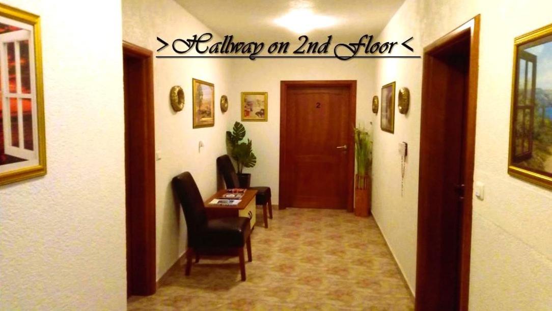 House White Stone Split Apartment Podstrana Bagian luar foto