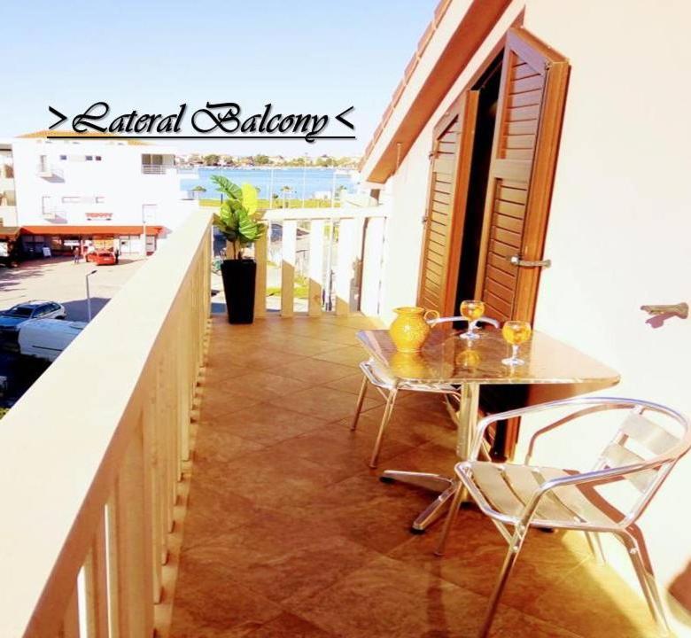 House White Stone Split Apartment Podstrana Ruang foto