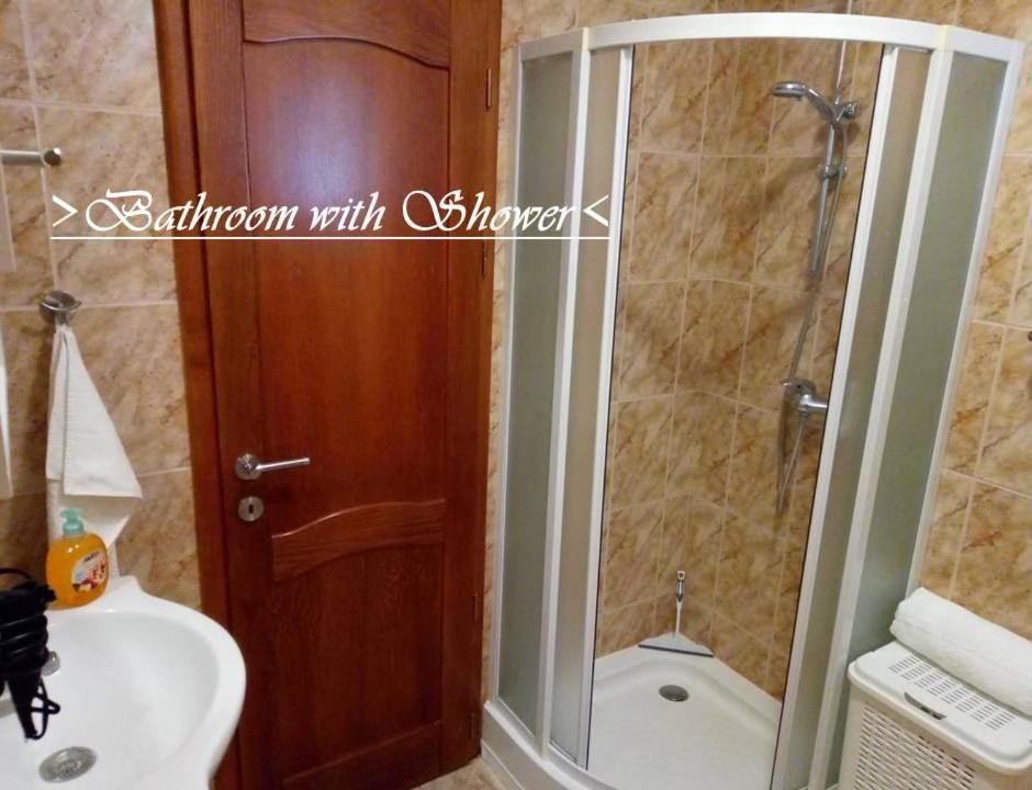 House White Stone Split Apartment Podstrana Ruang foto