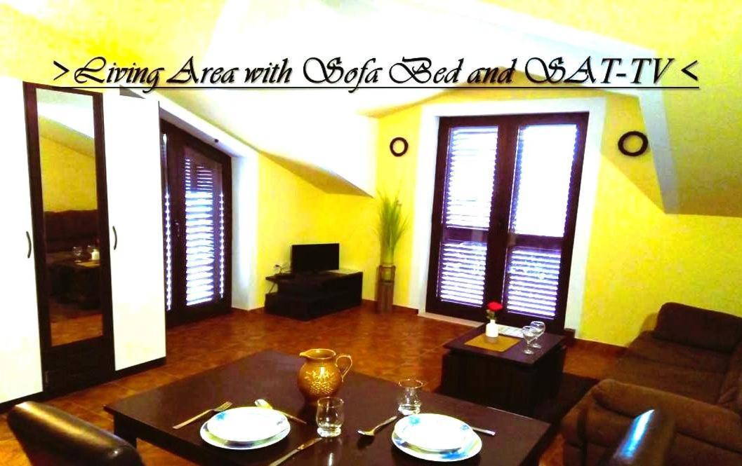 House White Stone Split Apartment Podstrana Ruang foto