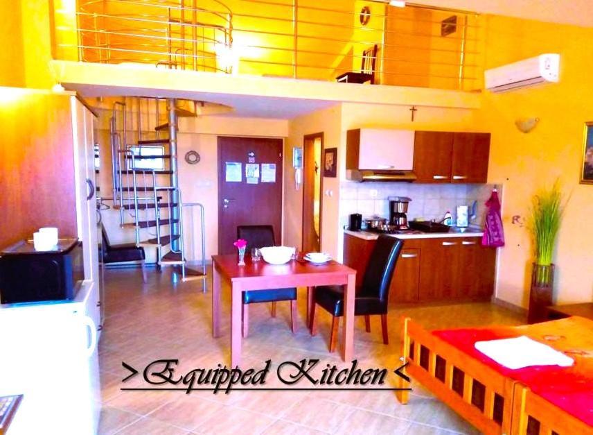 House White Stone Split Apartment Podstrana Ruang foto