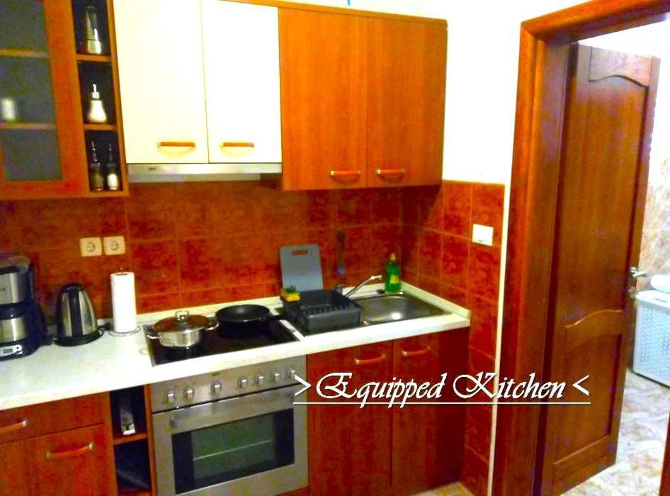House White Stone Split Apartment Podstrana Ruang foto